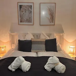  Appartement Luminous - Kostenloser Parkplatz , Stadt Naehe